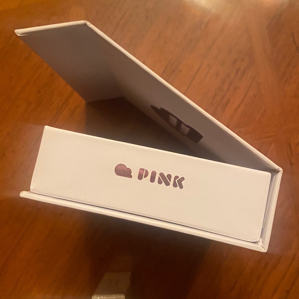 Limited Edition Ariana Grande Playing Cards Cloud Pink Set NEW 💗 - Picture 7 of 8
